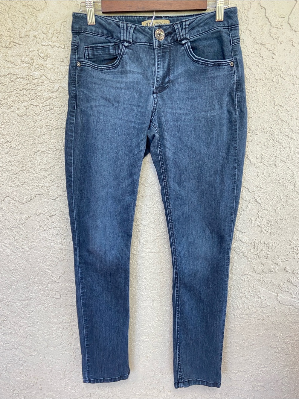 Democracy Mid Rise Liberty Skinny Stretch Jeans Size 4 Medium Blue Inseam 30"